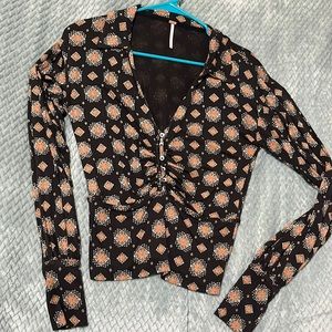 Free People, cropped long sleeve v-neck